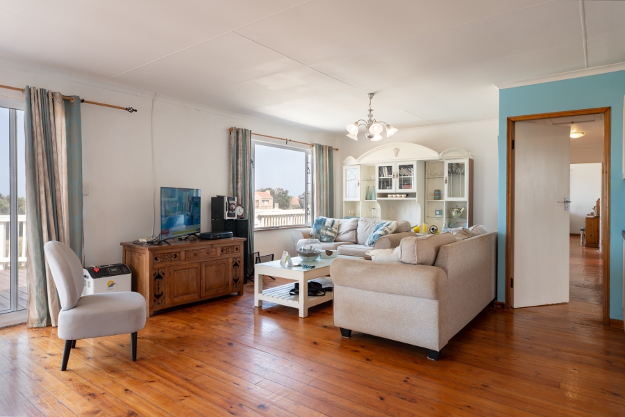 4 Bedroom Property for Sale in Bettys Bay Western Cape